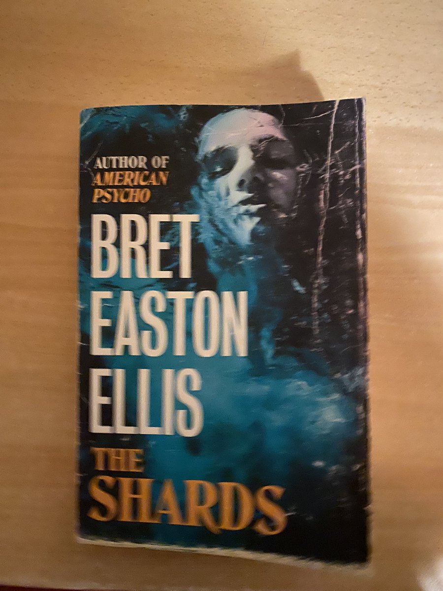 insideaflower's tweet image. sarà impossibile dimenticare il viaggio assurdo che ho fatto tra le pagine di questo capolavoro