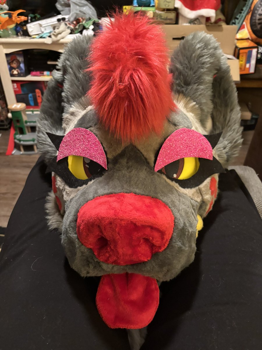 FlamingoFancyFursuits tweet media