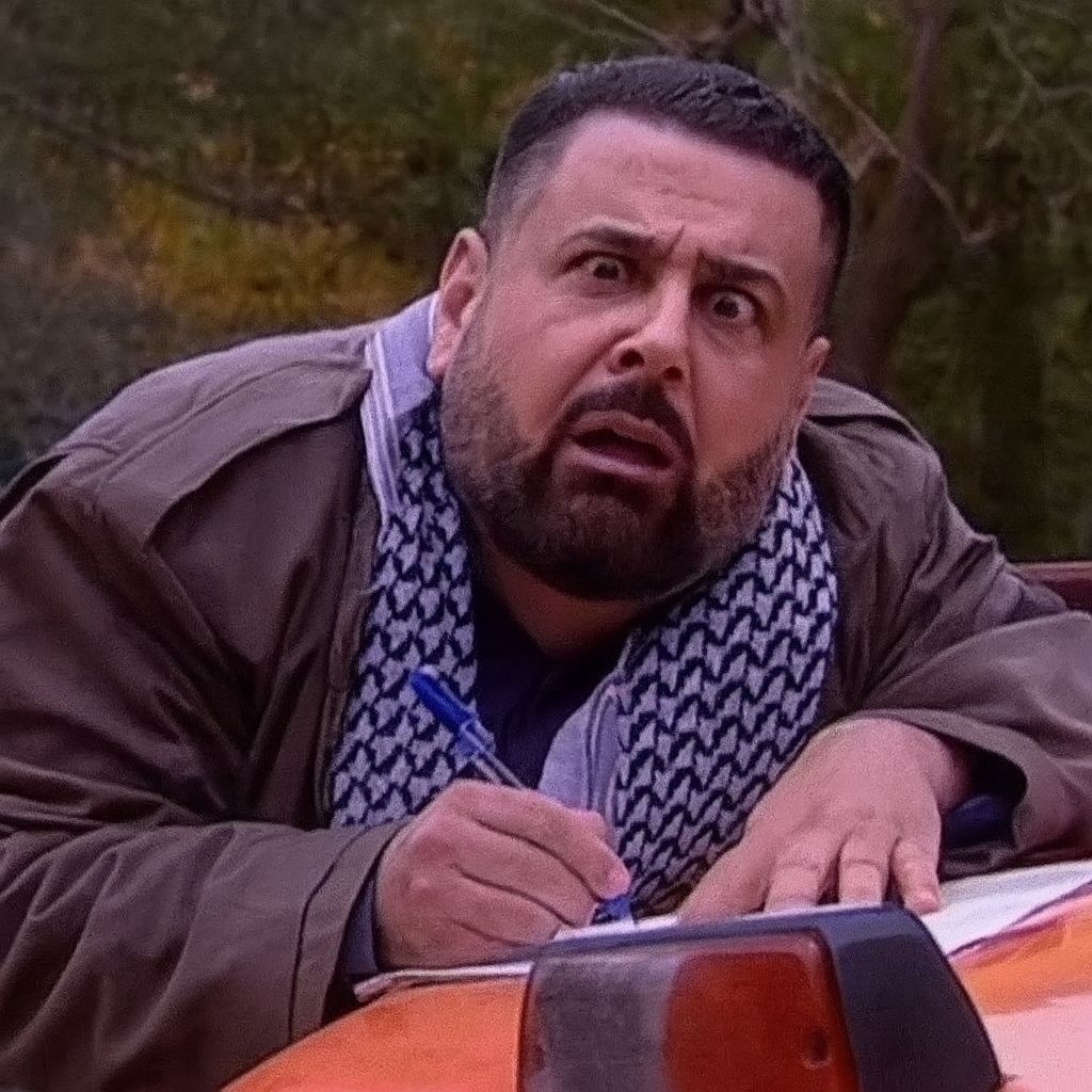 ولاااااااااااااااك ماهيررررر وين هربان 
عم يقولو السنجاب هرب من السويداء صحيح هاالحكي ؟
بعد التسريبات شمع الخيط و هرب 
بجم 
إي نعم