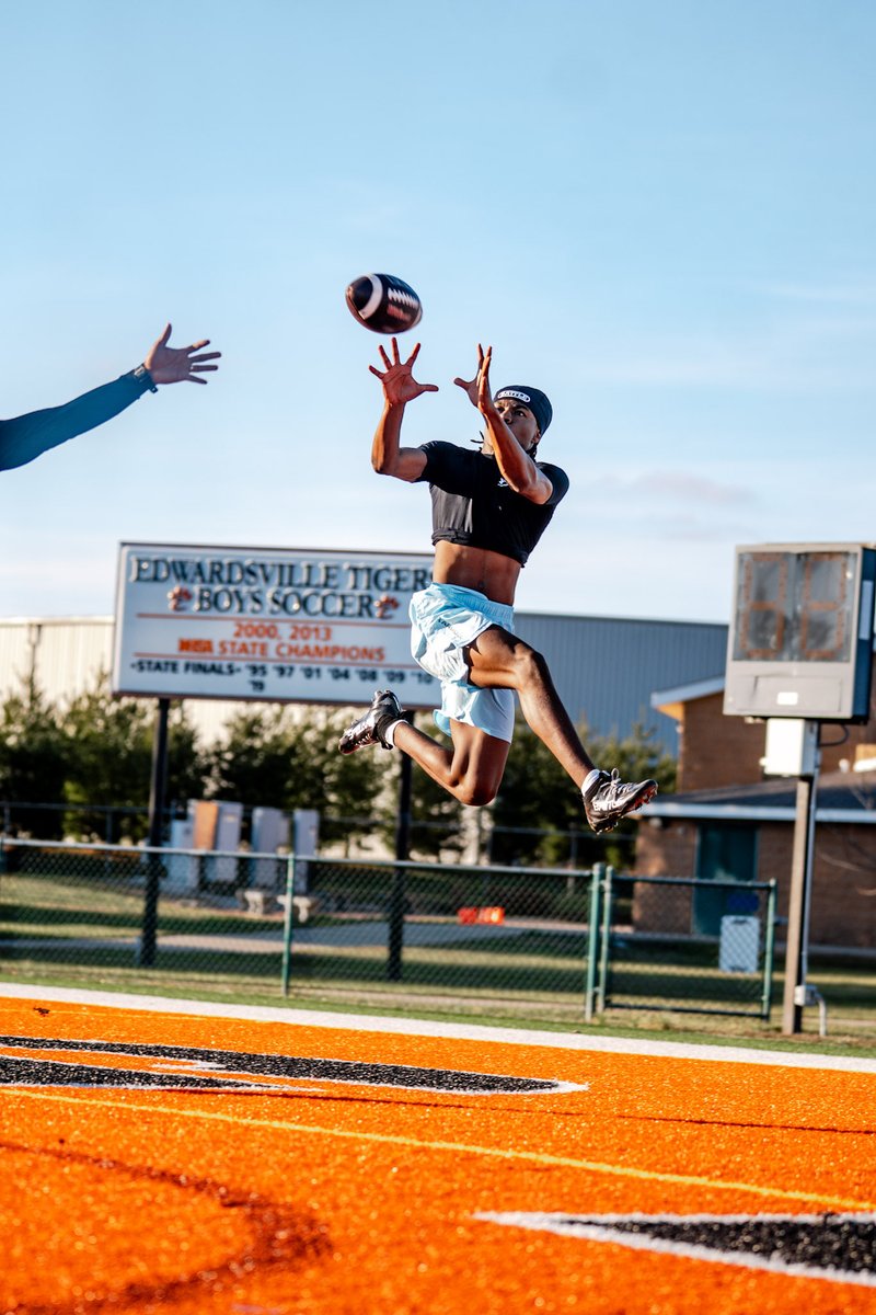 Cary (CJ) Willis Jr 😤 tweet media