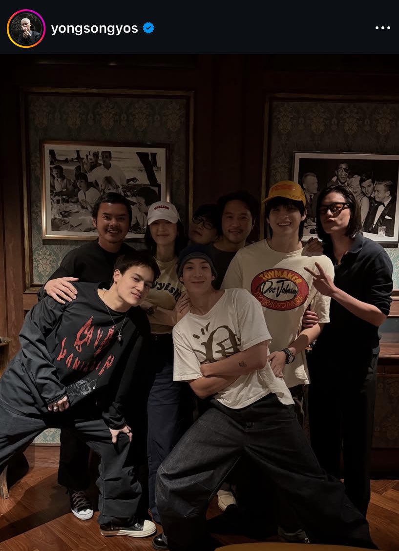 ว้ากก อ้วนเจอกันแล้ว ㅠㅠ แล้วบิวกิ้นเกาะแขนสกาย น่ารักมาก รู้สึกว่าสองคนนี้เหมือนจะไม่ได้เจอกันนานมากอะ ขอบคุณเฟรมนาดาวจากพี่ย้งคับ 🥺