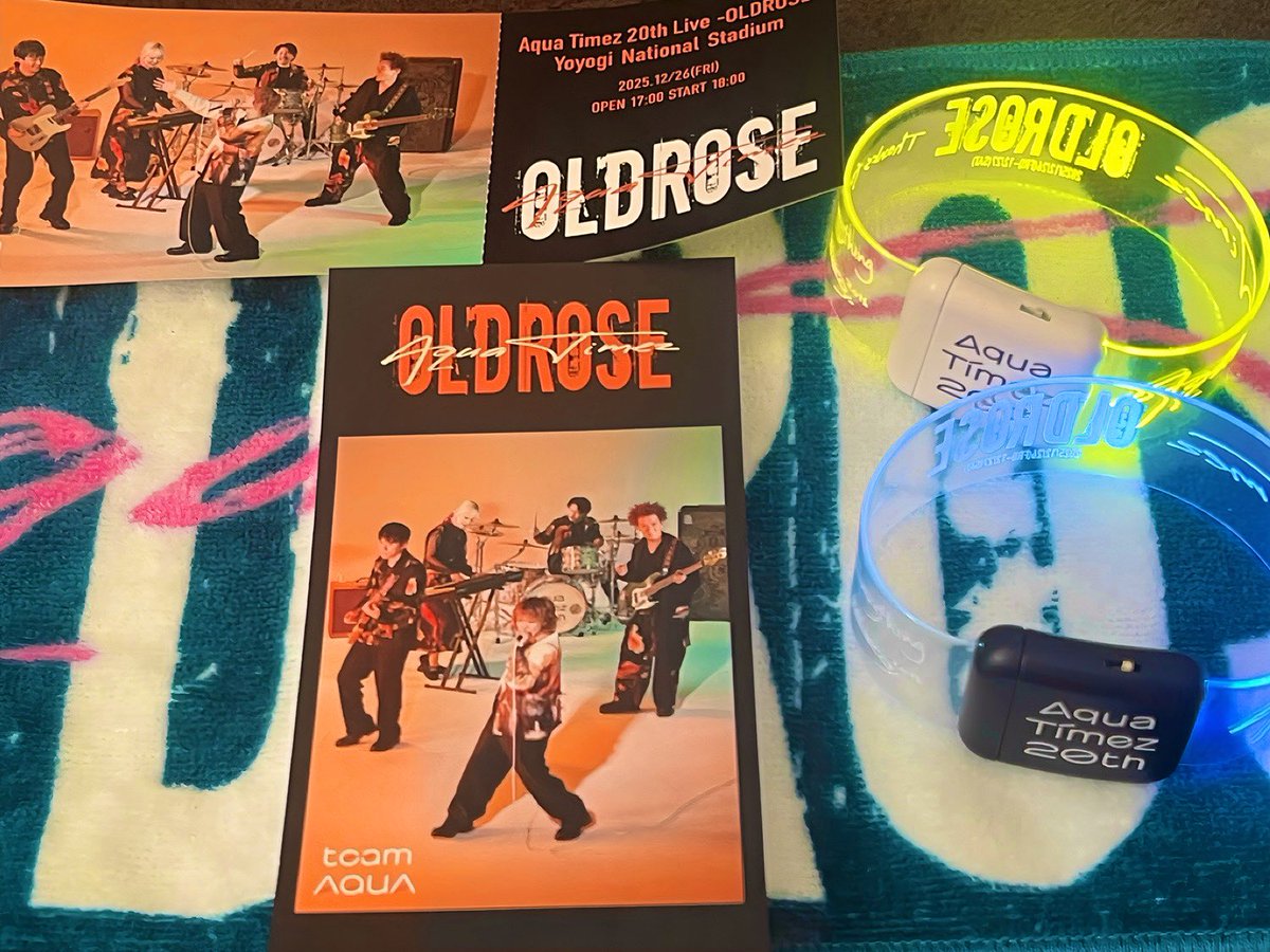chikakaaaaaa's tweet photo. OLDROSE 2DAYS
メンバーの言葉に何度も涙したけれど2018年の時とは違う感情で笑顔にもなれて寂しさの中でも終われました

再結成してくれて1年半の優しい世界をたくさん見せてくれてその時々に欲しかった言葉をくれて本当にありがとうございました

未来でまたAqua Timezに会えることを願っています🌻 https://t.co/nIoyEU8FLi