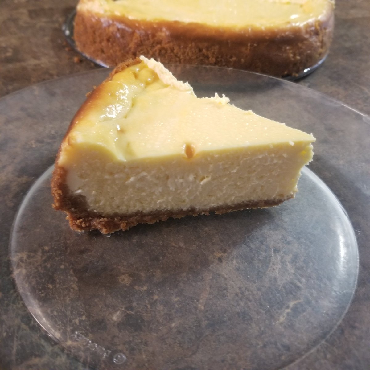 abbyathome_'s tweet photo. My first cheesecake 😍 https://t.co/vUBTsSSCK1