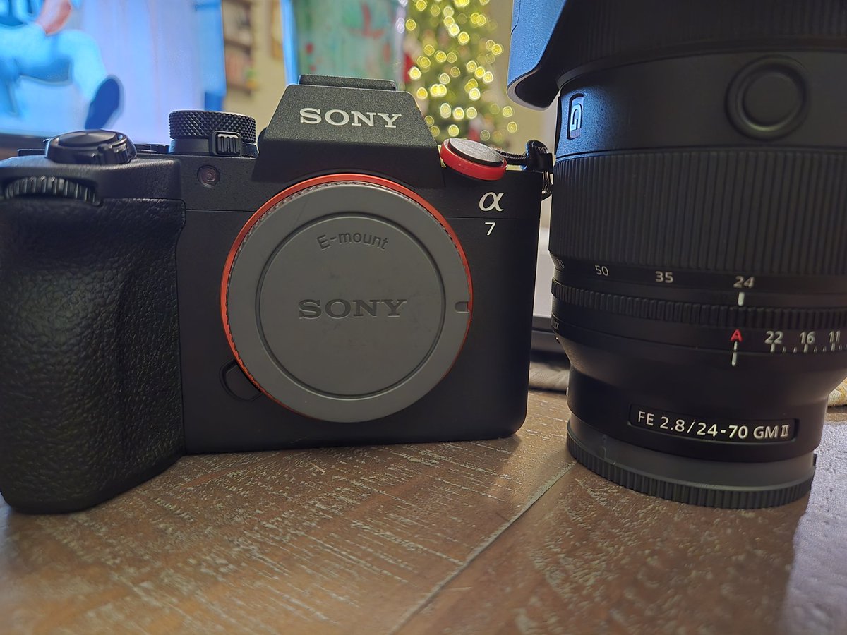Merry Christmas to myself... switching from Nikon to #Sony.  Sony a7 V with the GM II 24-70mm lens.  Any other must haves that I need to get? #a7v