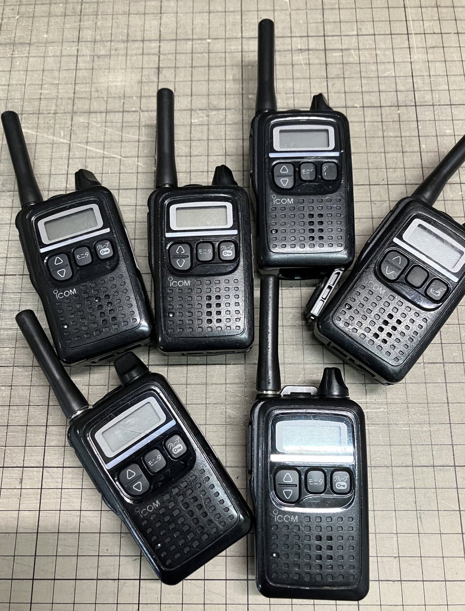 中古品案内です！ I-COM製 IC-4300 ￥3,300- 中古品なので外観の傷の