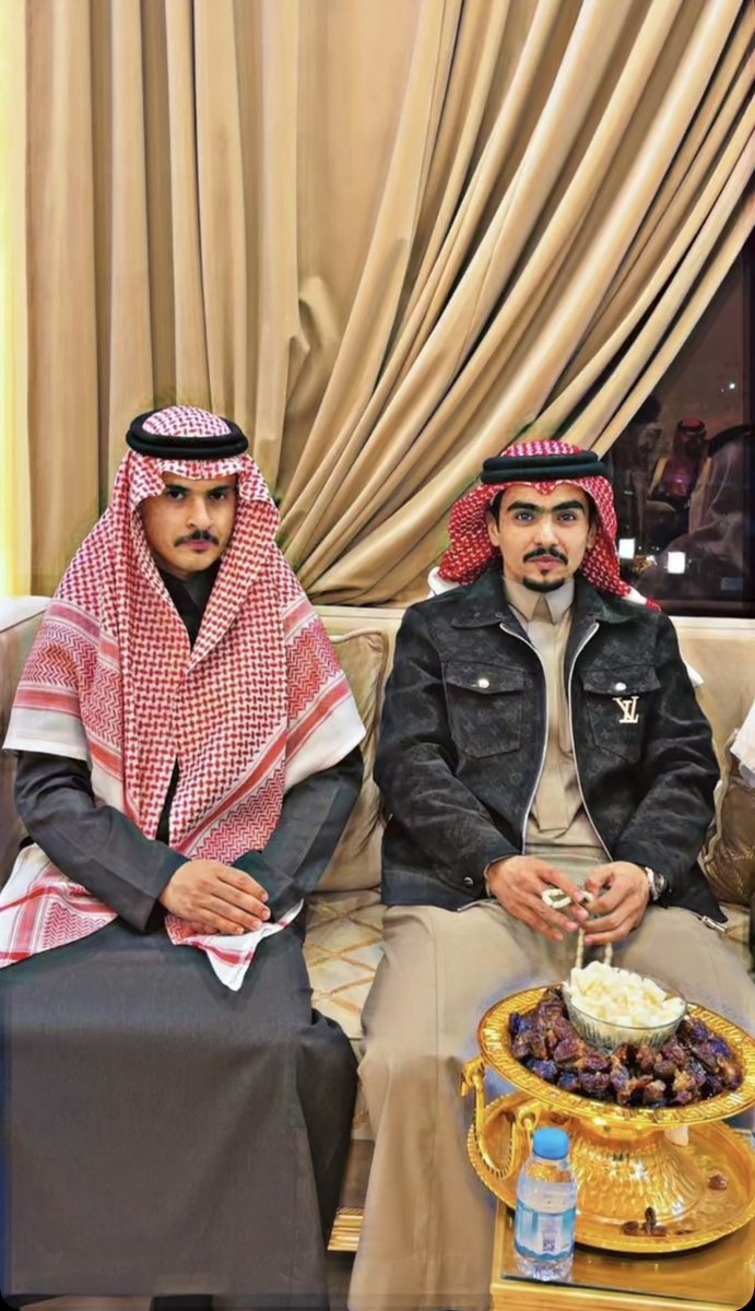 عبدالله بن لافي العنزي tweet media