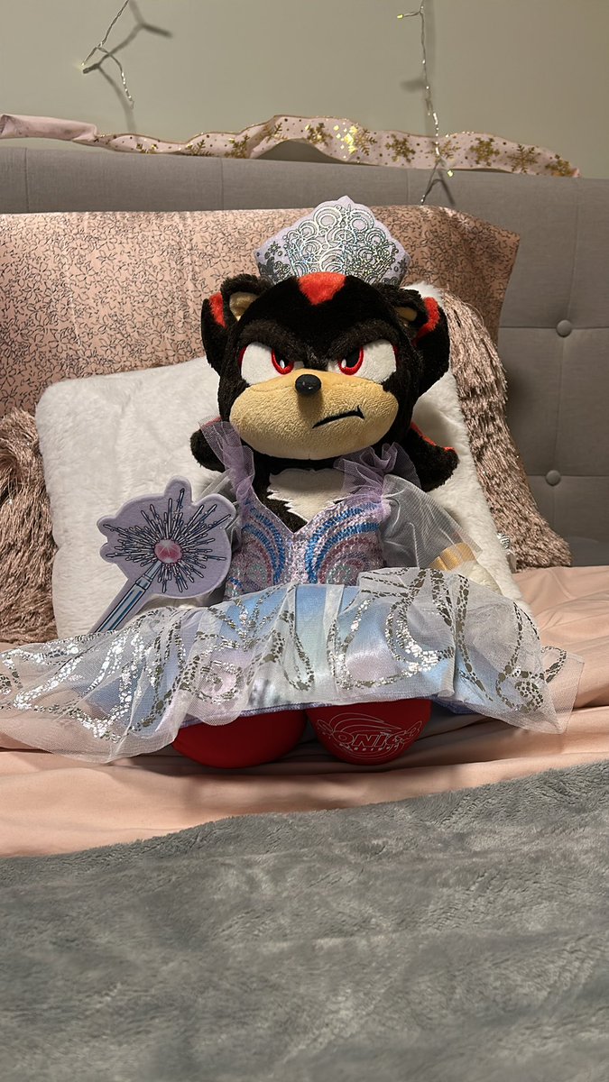 Madison11620931's tweet photo. Got shadow a new outfit ☺️ https://t.co/gaTTHCmT2v