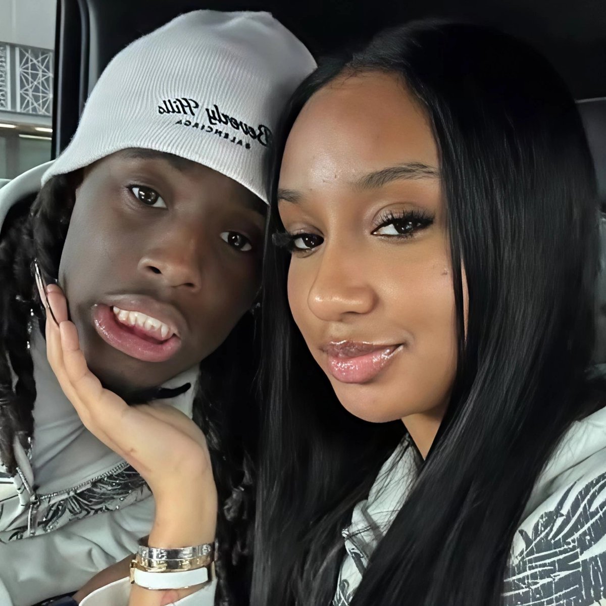 TndenciaStream's tweet image. "Kai Cenat"

Porque anunció que está oficialmente soltero.

"Estoy soltero y nunca volveré a tener otra relación"