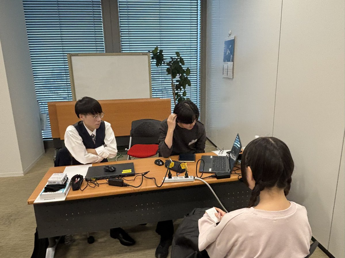 MSDsaiyo's tweet photo. 先日、入社前研修を実施しました💪
他己紹介を通じて、交流を深めることが出来ました🙌同期の皆んなで頑張っていきましょう🔥

#入社前研修 #他己紹介 #it #池袋 https://t.co/1vkR6oK7sl