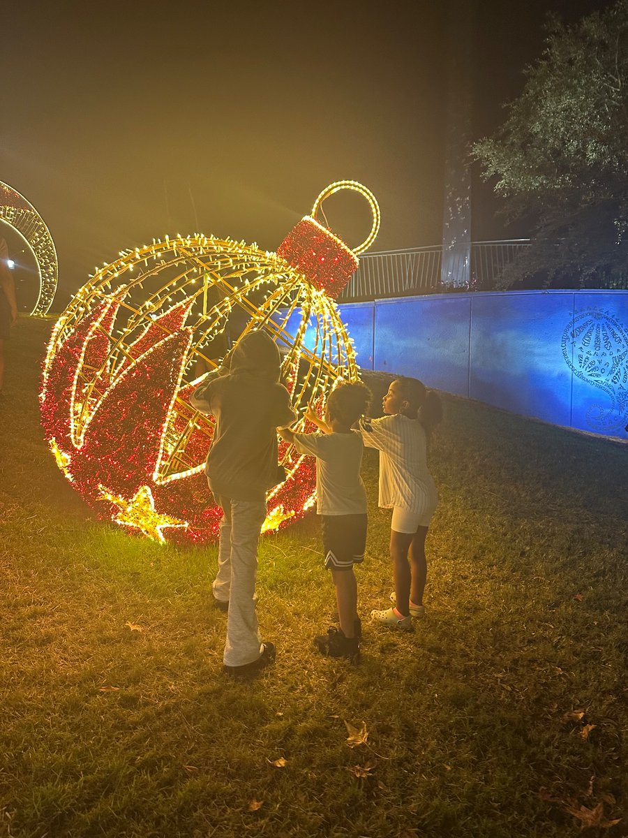 YellaStackss's tweet image. 🎄❤️✨