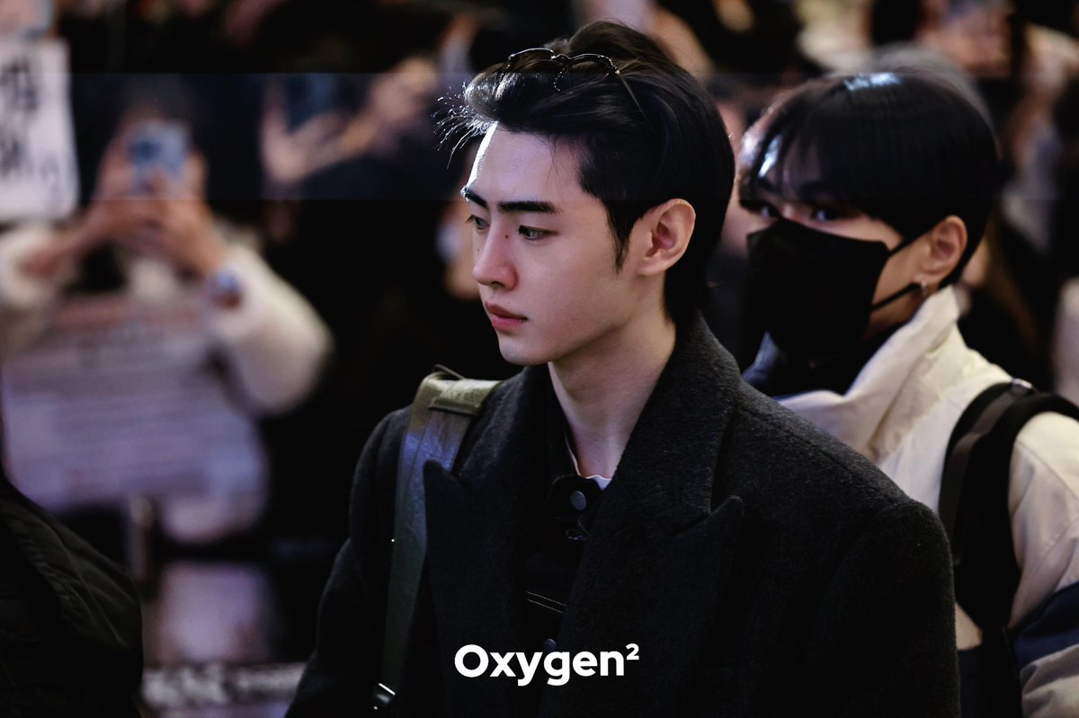 Oxygen_1208's tweet image. 251228 GMP

오랜만

#성훈 #SUNGHOON #ソンフン
#ENHYPEN #엔하이픈