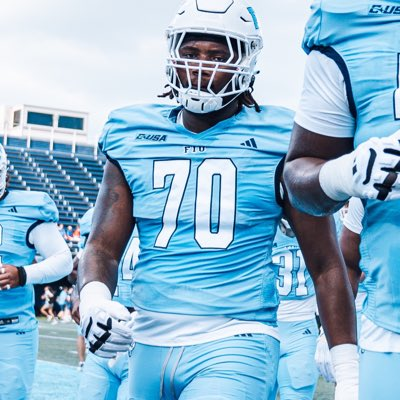 FIU offensive lineman Mykeal Rabess (<a href="/MykealRabess/">whois.keal</a>) is entering the transfer portal, his agency <a href="/DreamMakersTM/">Dream Makers</a> tells <a href="/chris_hummer/">Chris Hummer</a>, <a href="/mzenitz/">Matt Zenitz</a> and <a href="/CodyNagel247/">Cody Nagel</a>.

The 6-foot-8, 320-pound tackle has appeared in eight games, allowing just one pressure on 32 pass-blocking snaps.