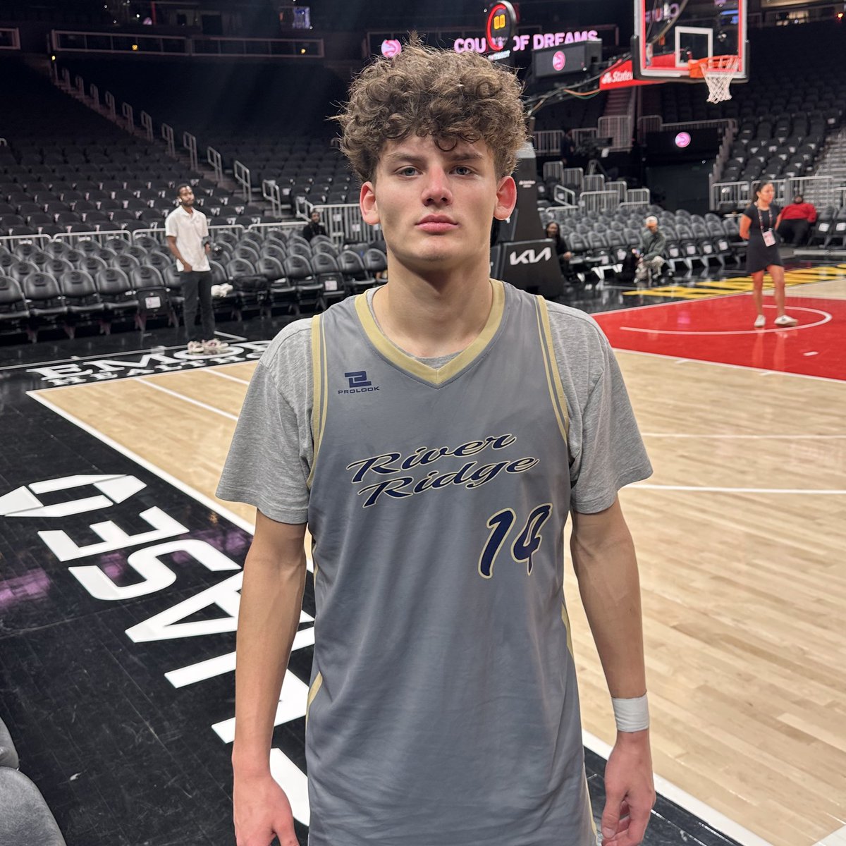 HoopSeen tweet media