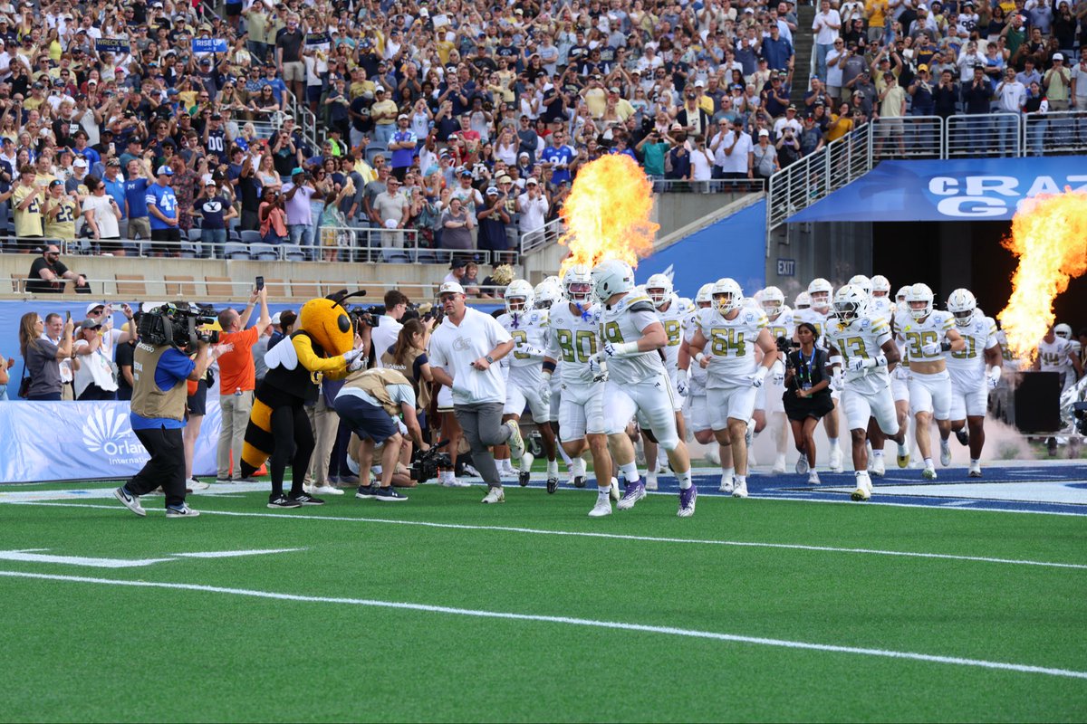 PopTartsBowl's tweet image. Let’s get ready to POP-TARTS BOWL!!!