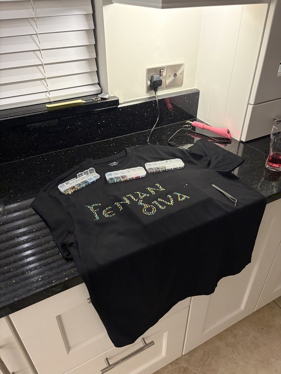 whetherrman's tweet image. Fenian Diva