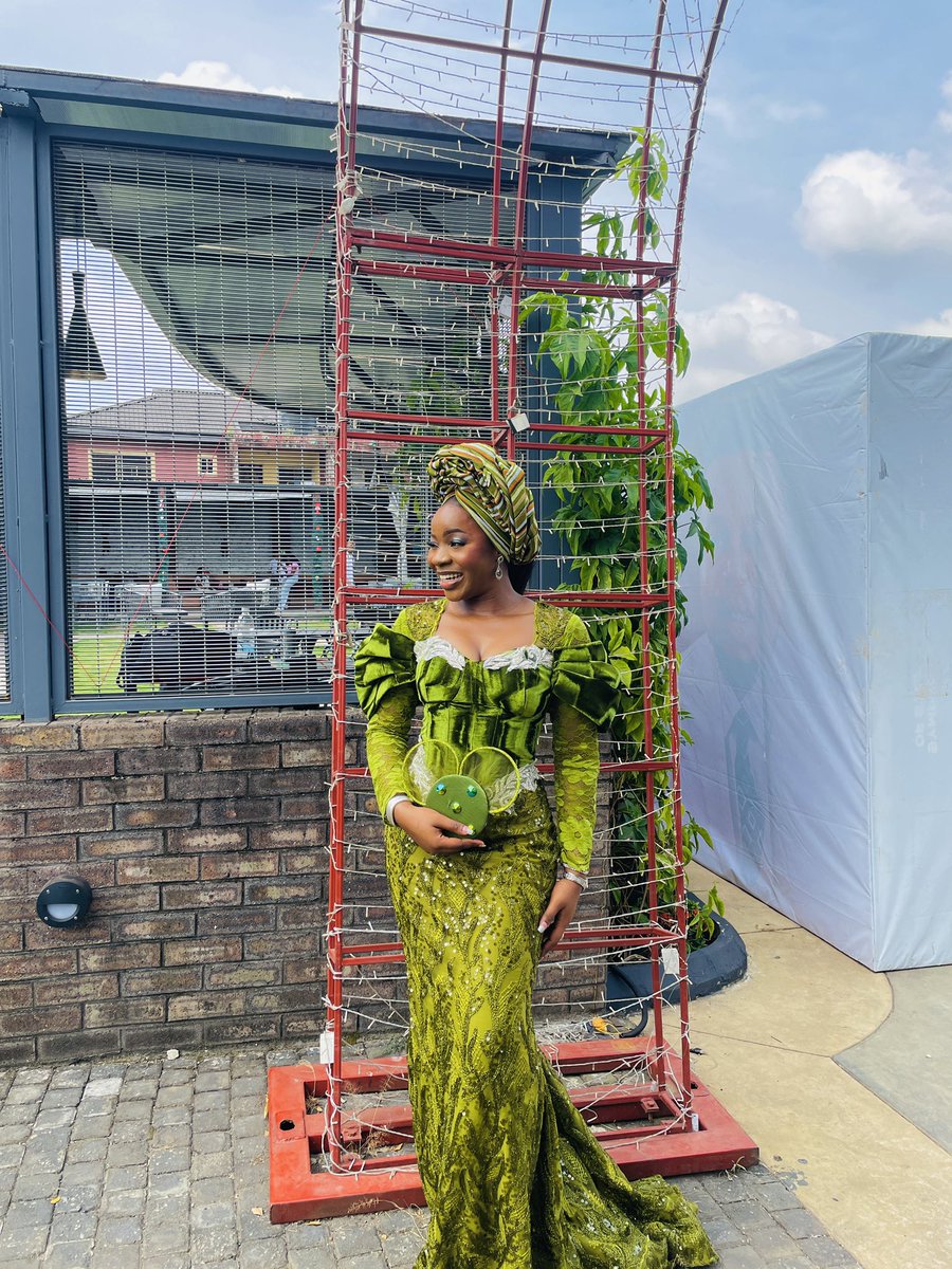 spec_temy's tweet image. To love and to hold ‘25💚

#weddingguest