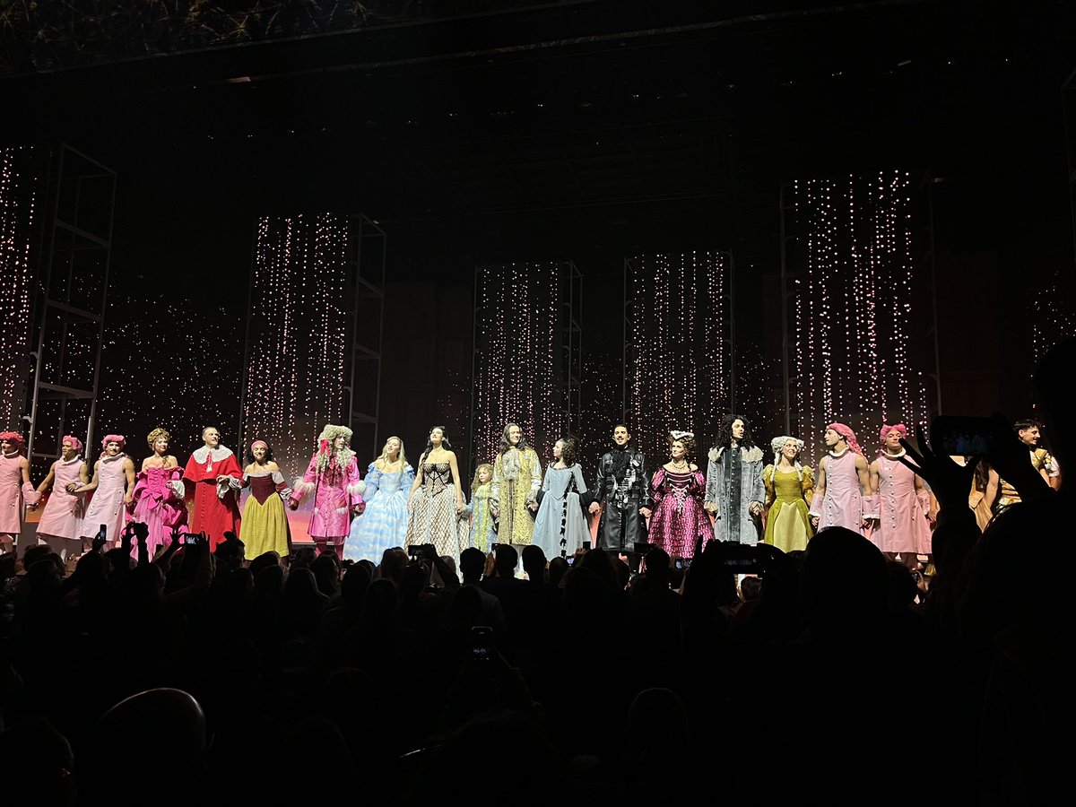 𝑴𝒊𝒔𝒔 𝑴𝒆𝒔𝒔𝒂𝒈𝒆𝒓 tweet media