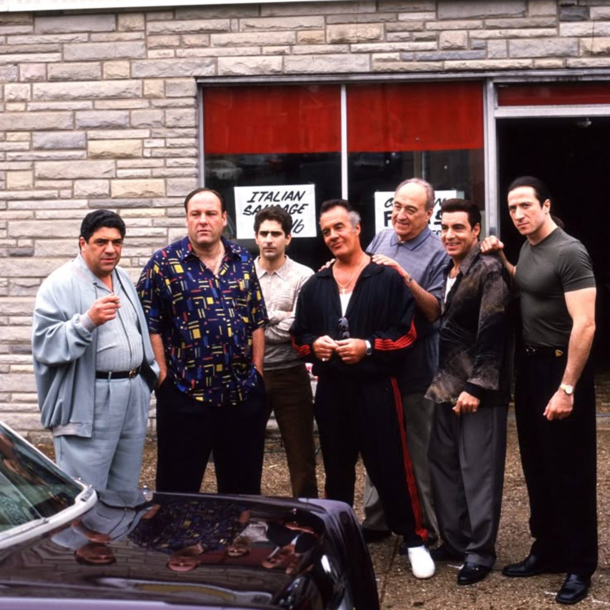 panterapardo's tweet photo. Apaixonada por uma série que só tem macho feio. Você me paga, @HBO #sopranos https://t.co/1A6T3oD6Ko