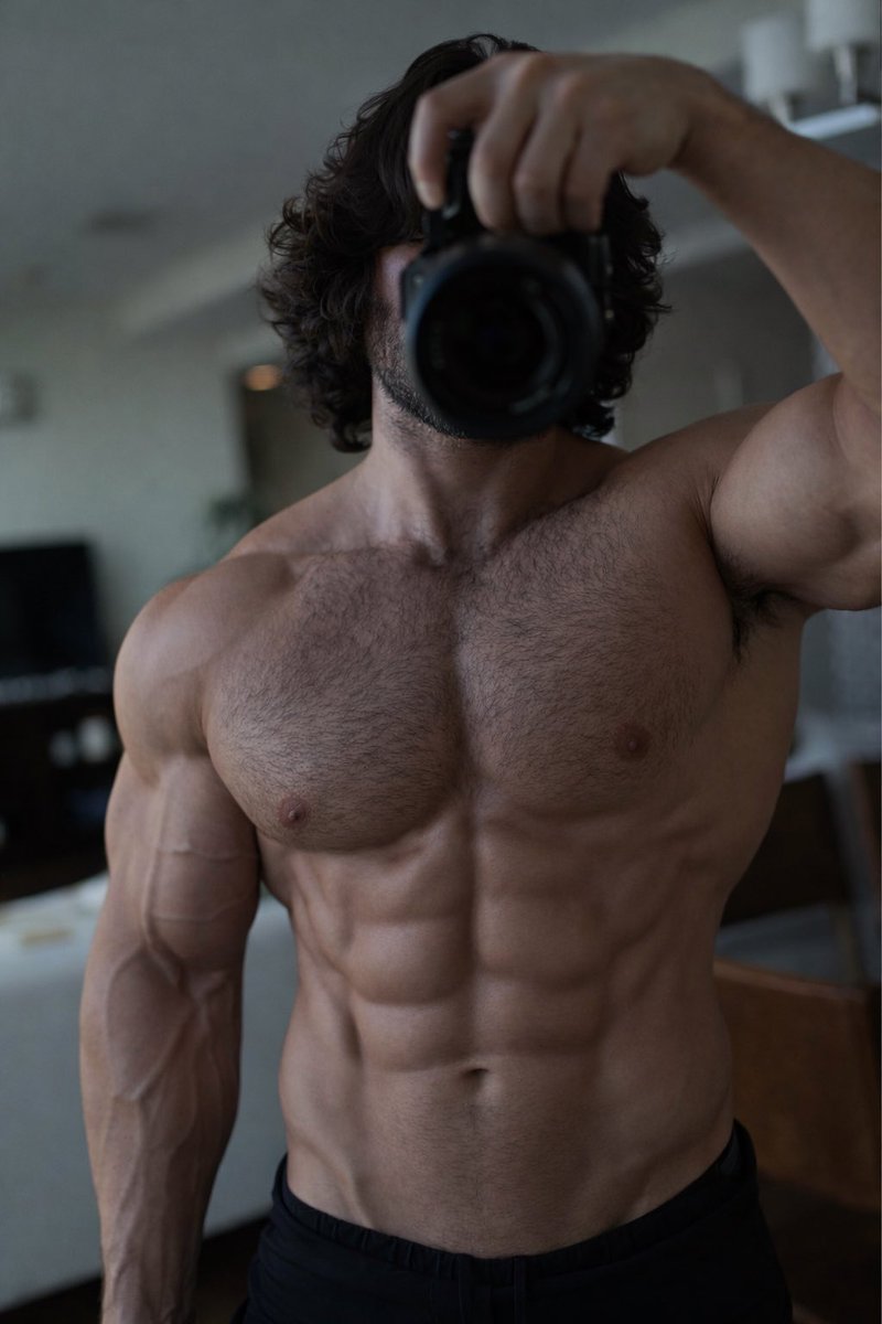 legdaydaddyy's tweet photo. Some people hate your happiness because it exposes their misery https://t.co/ItDNLqmf3G