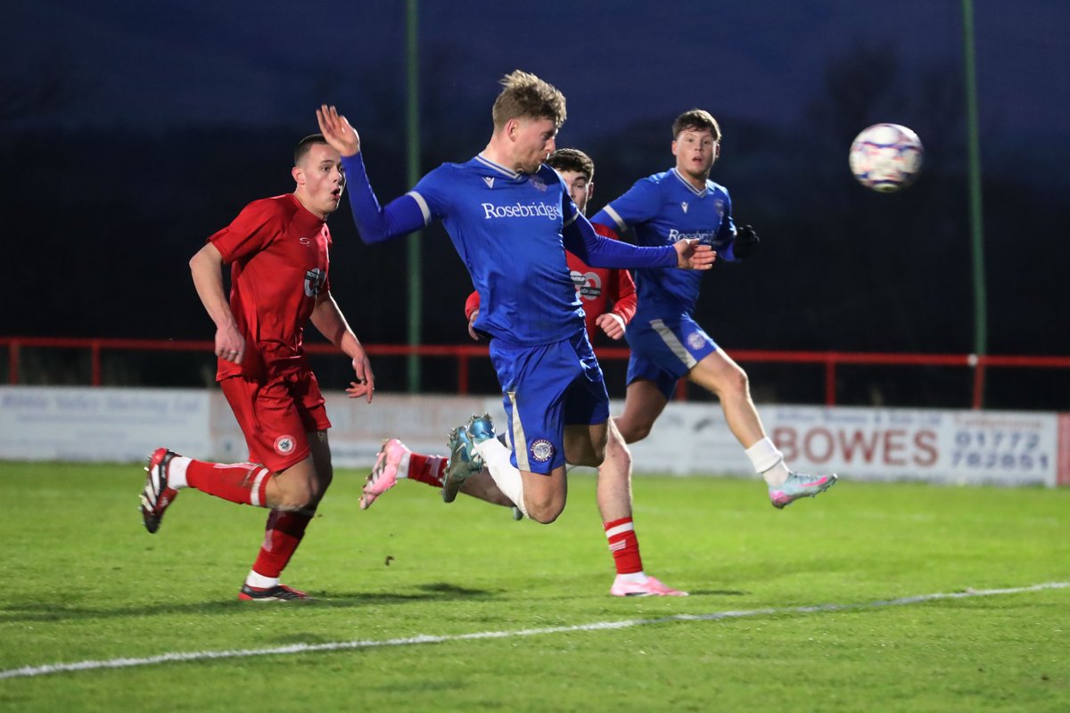 RamsbottomUtd's tweet image. 𝗟𝗢𝗡𝗚𝗥𝗜𝗗𝗚𝗘 𝗧𝗢𝗪𝗡 𝟮-𝟮 𝗥𝗔𝗠𝗦𝗕𝗢𝗧𝗧𝗢𝗠 𝗨𝗡𝗜𝗧𝗘𝗗

Ramsbottom could be excused being a little rusty after so long without a game but bounced back well from Town's early opener, turning the game on its head after the break. 

A fine low strike from the boot of…