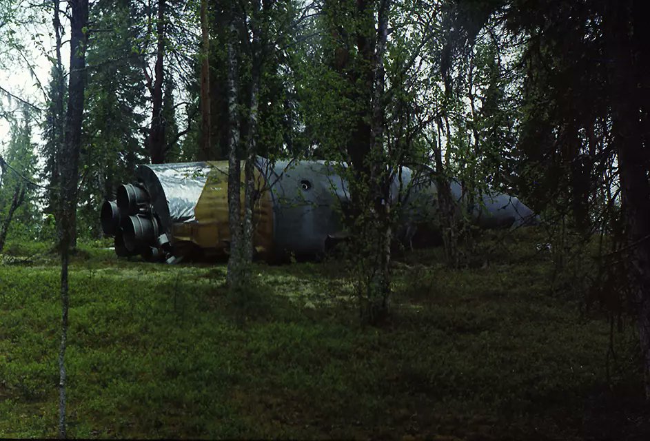 UnseenOps's tweet image. The opposite end of the NASA aesthetic of clean suits and gold Mylar are the Russian hunters scavenging metal from lost Soviet spacecraft