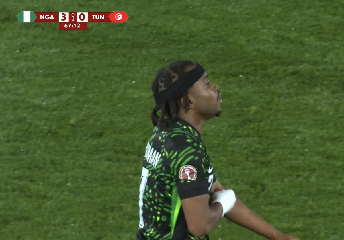 TouchlineX's tweet image. 🚨 𝗦𝗧𝗔𝗧: Ademola Lookman has produced 2 goals + 2 assists in his first 2 games this AFCON!

THE NIGERIAN STAR! 🇳🇬🌟