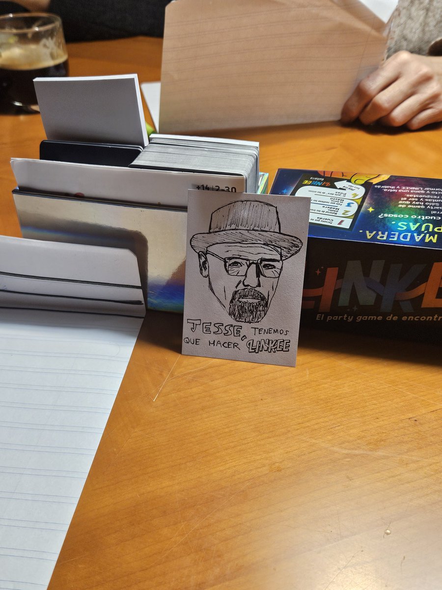 Amuleto del equipo. Hemos ganado todas desde que hice el dibujo🚬