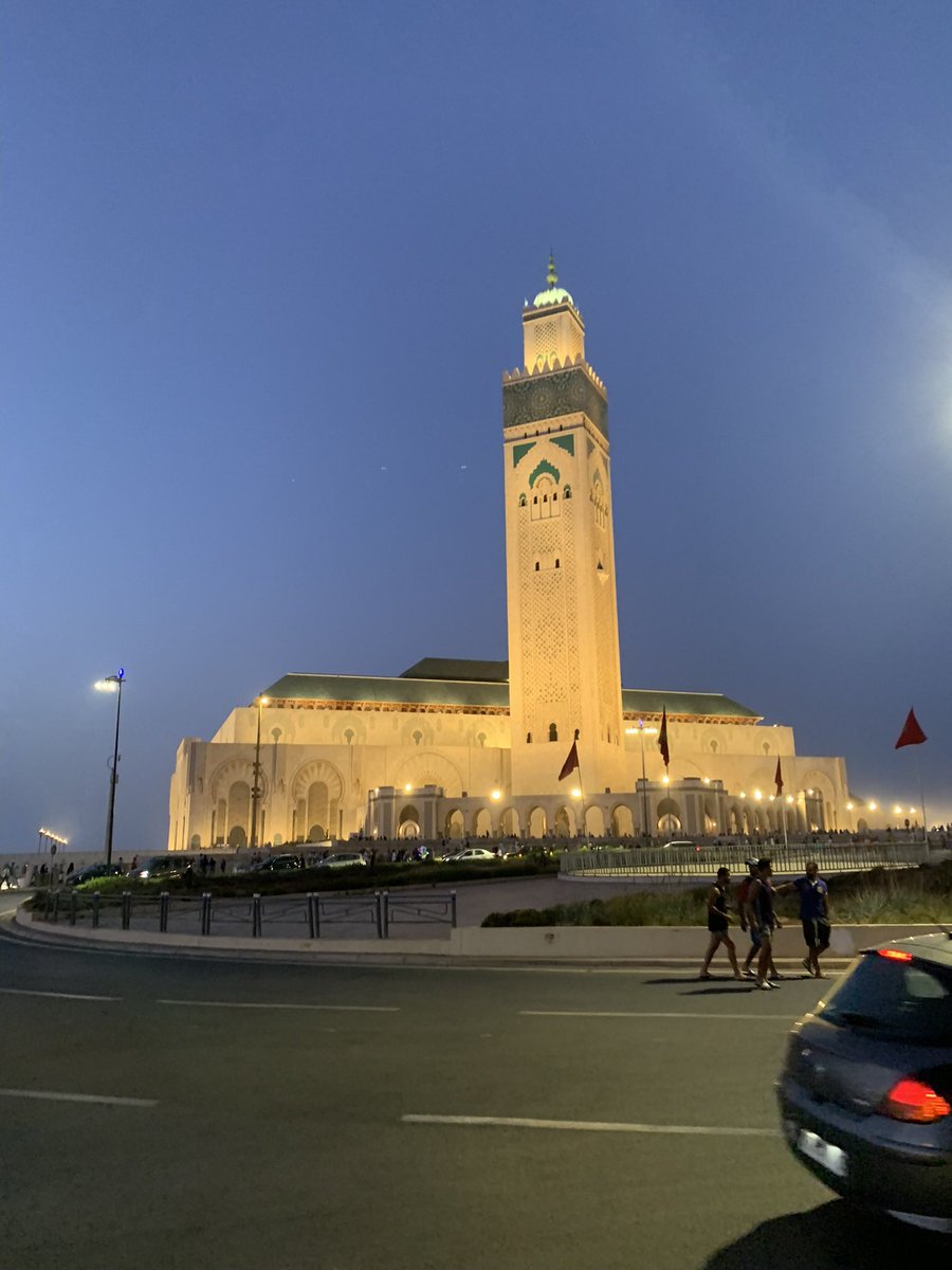 nazahett's tweet image. heureusement qu’on a ça à casa c’t très beau