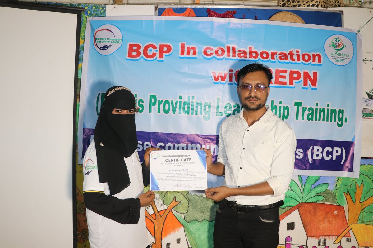 BurmeseBCP's tweet photo. They’ve completed a leadership program with BCP, gaining skills to better serve and empower their community. Thank you for your support!
#LeadershipDevelopment #RohingyaEmpowerment #REPN https://t.co/0YhWp28hoS