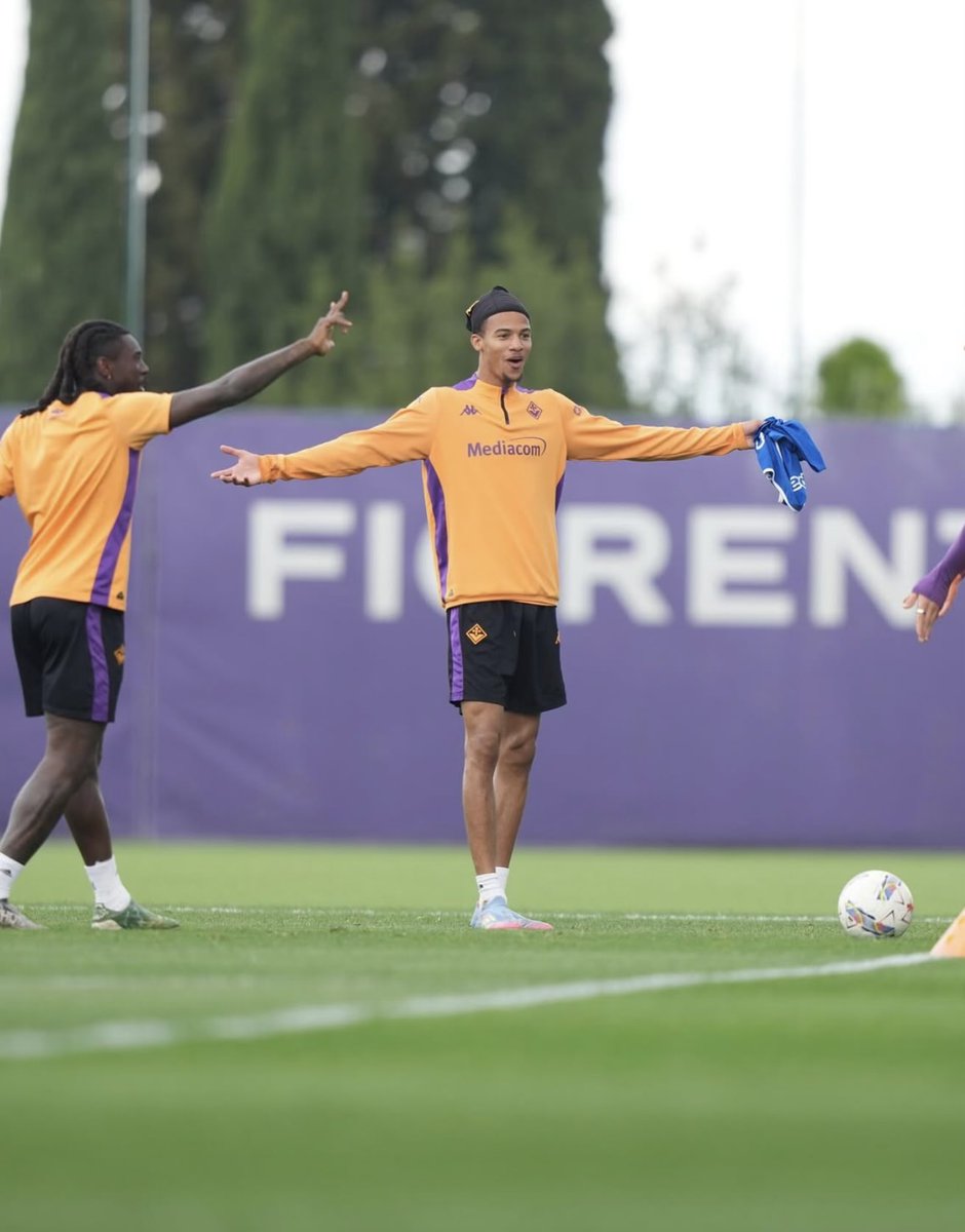 SolamenNissa's tweet image. ℹ️ Voici les informations que j’ai pu recueillir ces dernières heures sur le dossier Amir Richardson à l’#OGCNice :

Jean-Pierre Rivère veut absolument Richardson et Florian Maurice a totalement validé cette piste qui viendrait en prêt sec (pas les moyens de faire plus). 

Il ne…