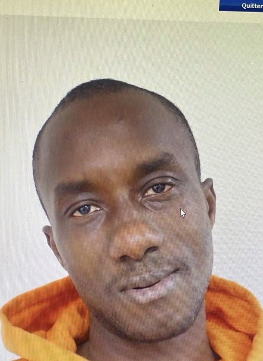 Magelya777's tweet image. L’ordure qui a agressé au couteau 3 femmes dans le métro !! Affichons bien leur face !! Trop c’est trop