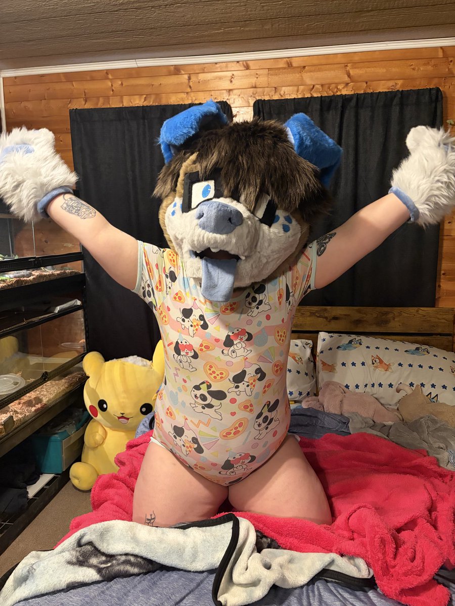 WaddleBun's tweet photo. Hai!! I’m Stevie! Lets Play! 💙🥺
#abdl #diaperfur #fursuit https://t.co/jIglqiPAh0