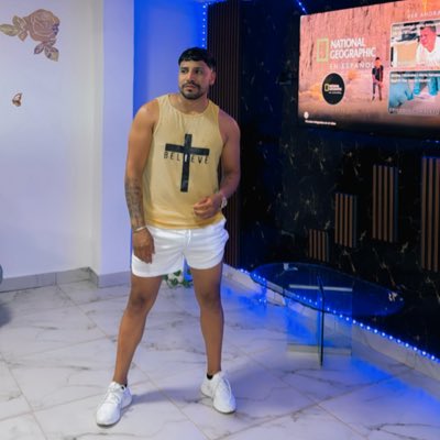 Alexand68536804's tweet photo. #NuevaFotoDePerfil https://t.co/KvivA7dKJT