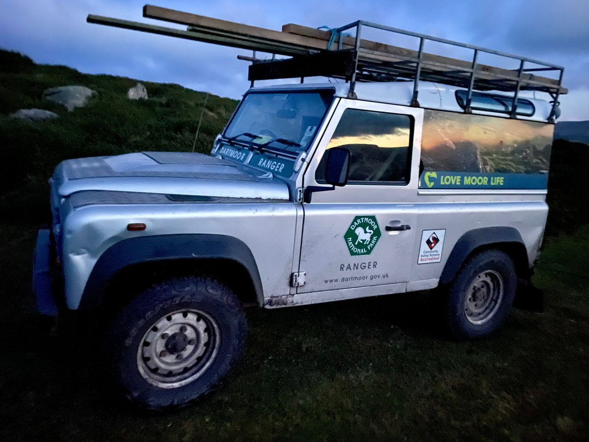 SouthDevon_SC's tweet image. Today we patrolled #Haytor area, #TwoBridges #PostBridge #Princetown #BennettsCross #WidecombeInTheMoor #Moretonhampstead
With foot patrols / speed enforcement / education / wildfire checks