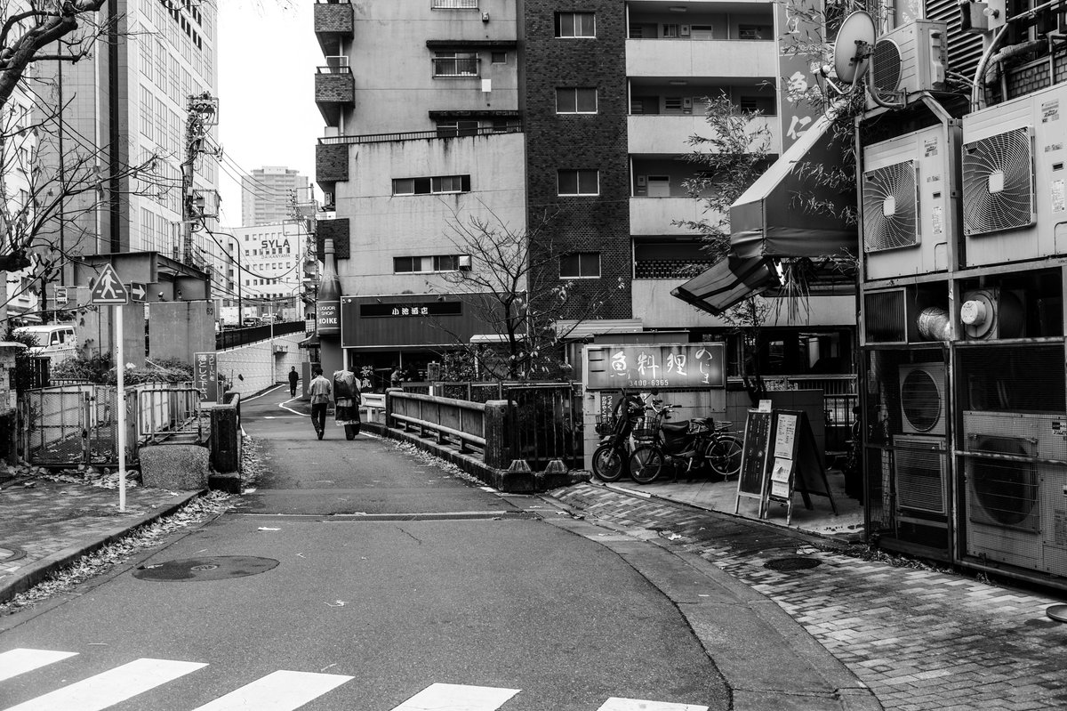 090oooo's tweet image. 【街角スナップ】
Leica M Monochrom＋SUMMILUX-M f1.4/35mm ASPH