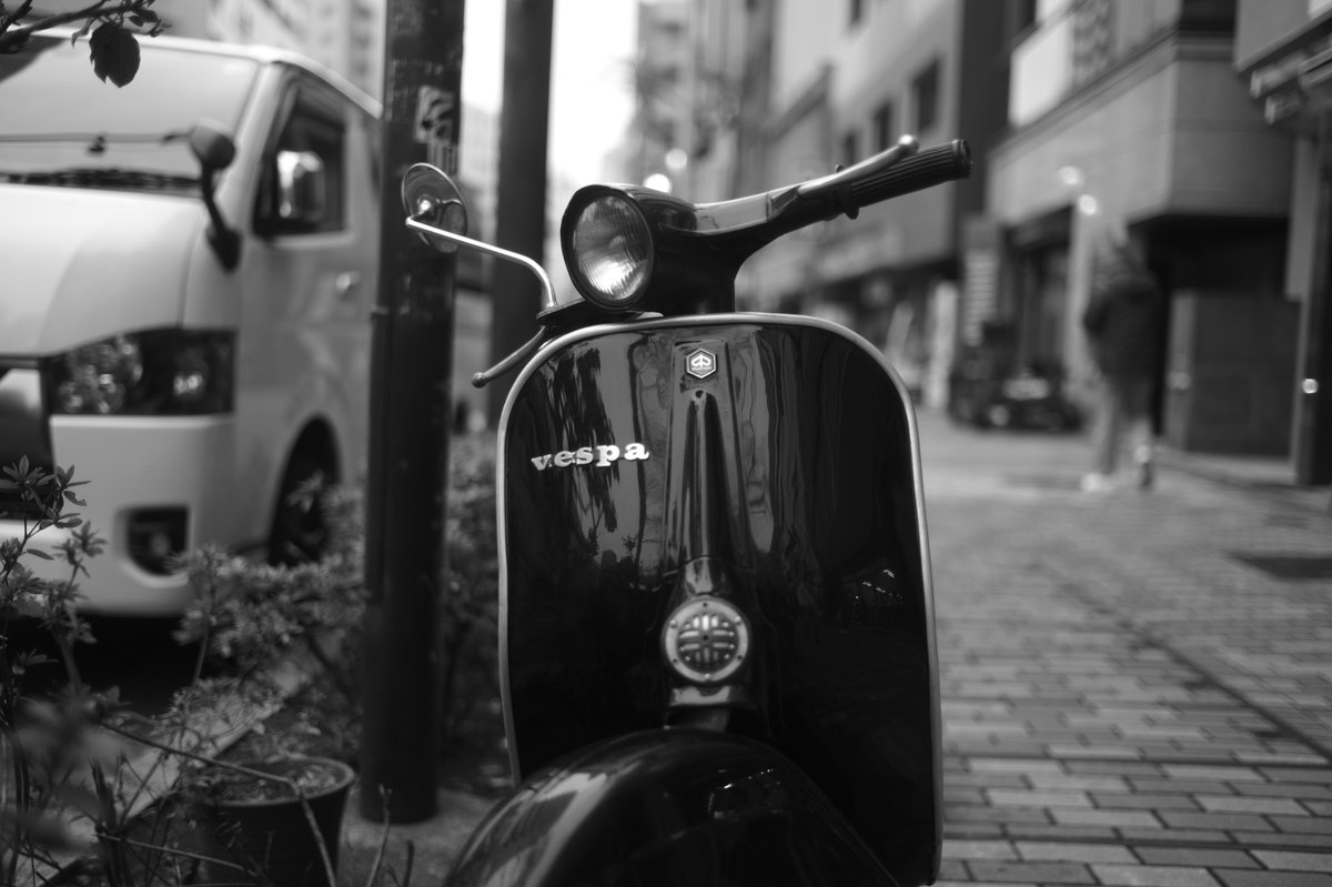 090oooo's tweet image. 【街角スナップ】
Leica M Monochrom＋SUMMILUX-M f1.4/35mm ASPH