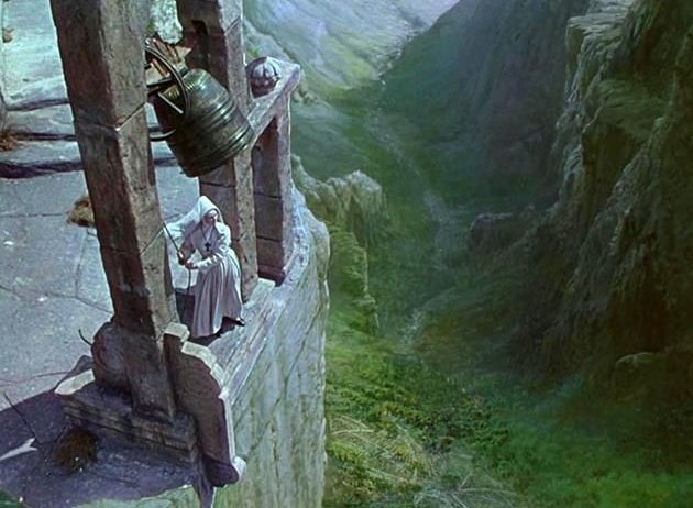 NomiMalones's tweet image. I feel like a ton of cool effective things like having venetian blinds shadows, having a character wear glasses with cool reflections, filming at sunset, matte paintings, that we used to have in awesome films never show up in new ones and its one of my biggest pet peeves.