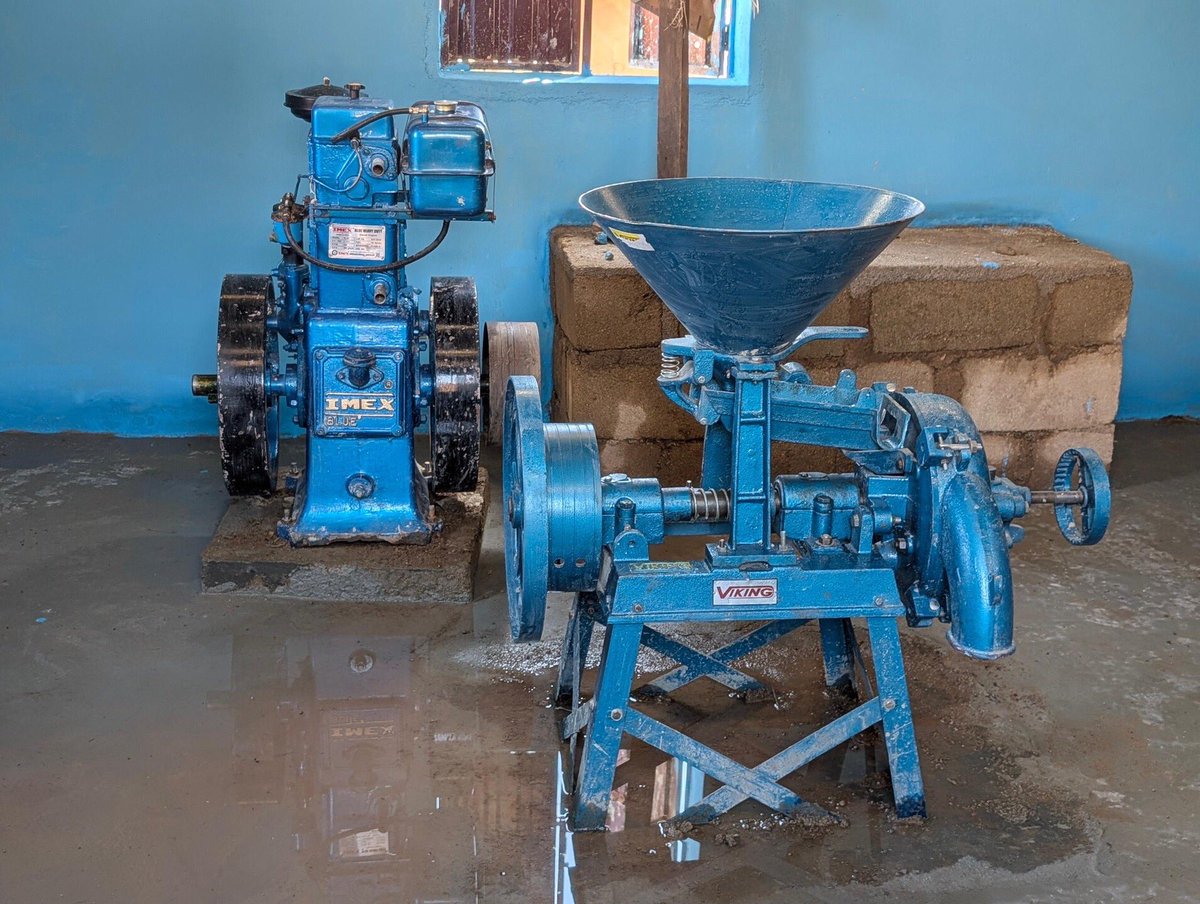 bennieagro's tweet image. A Story of Kindness, Recognition &amp;amp; Community Impact 🌾

Three years ago in Mangun town, Mangu LGA, a man named Nicholas quietly made history.

Out of his own free will, he offered free grinding services to his community as a humanitarian gesture and in celebration of a new…