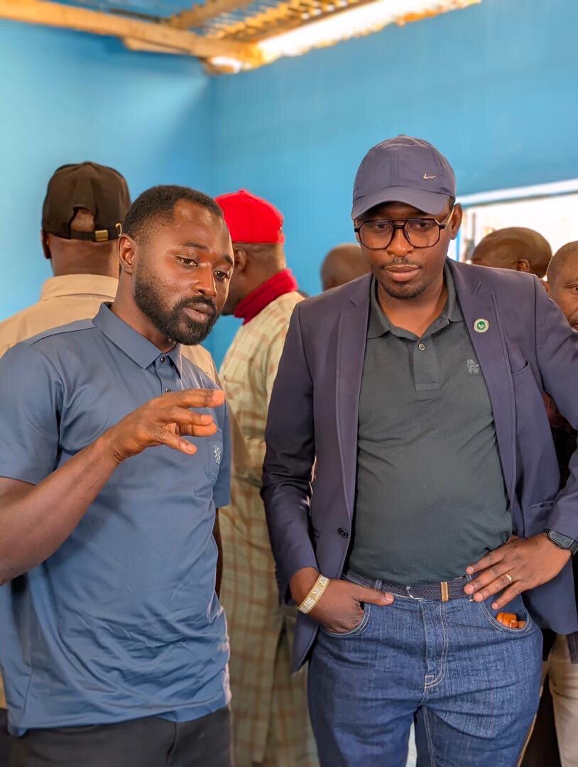 bennieagro's tweet image. A Story of Kindness, Recognition &amp;amp; Community Impact 🌾

Three years ago in Mangun town, Mangu LGA, a man named Nicholas quietly made history.

Out of his own free will, he offered free grinding services to his community as a humanitarian gesture and in celebration of a new…