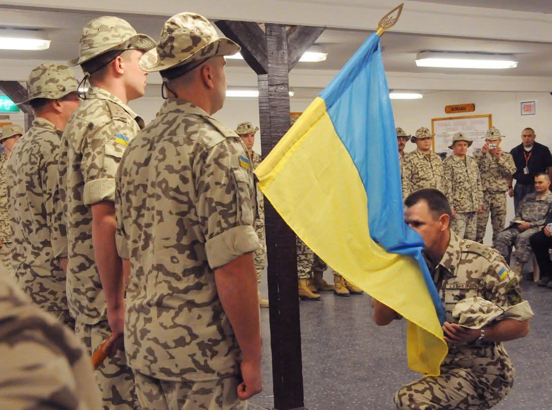2001.
At the request of the United States for assistance,
Ukraine sends 5,000 of its soldiers to Iraq.
18 Ukrainians are killed there.