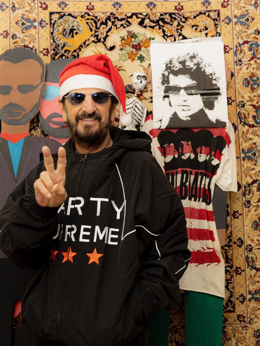 Fandango's tweet image. The Beatles' Ringo Starr x #MartySupreme. The crossover we never knew we needed. 

Dream Big in theaters now -- fandan.co/MartySupreme