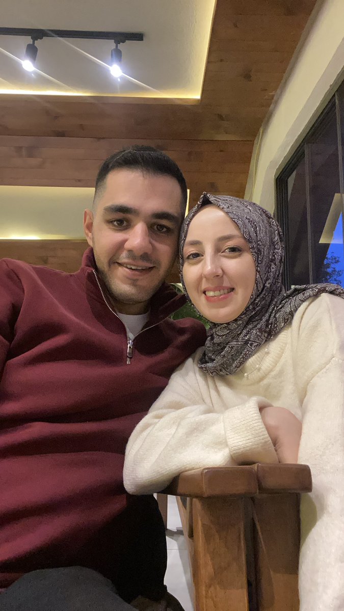 Her zor günde yanımda olan, her güzel anı daha da güzel yapan canım eşim… Doğum günün kutlu olsun. Birlikte nice mutlu sağlıklı yıllara 🎉🎂❤️