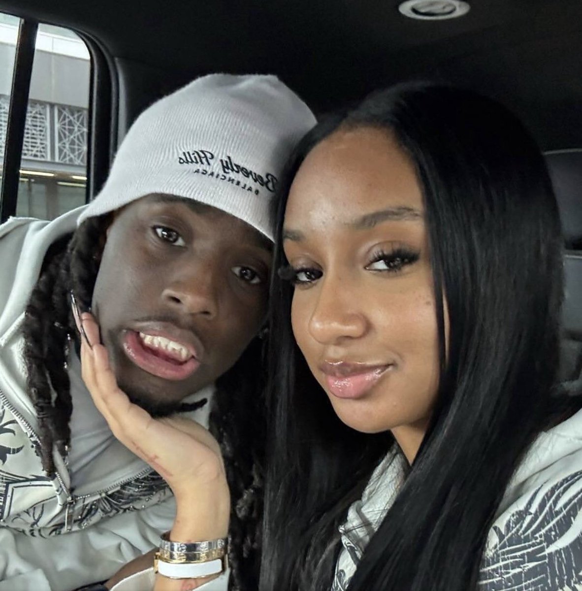 Kick_Champ's tweet image. Allegedly Kai Cenat’s ex-girlfriend Gabrielle Alayah cheated on Kai after she didn’t receive the pink G-Wagon she asked him for Christmas 😳