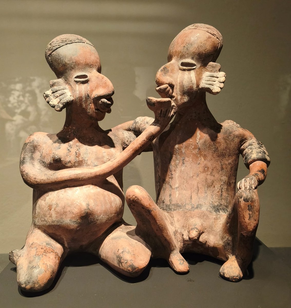 Do 17 ao 19 de decembro de 2025, o alumnado da materia Historia de América do Grao en Xeografía e Historia participou nunha enriquecedora experiencia de aprendizaxe en Madrid. 
#SaídasEstudo2025_2026 #FacultadeDeHistoria #UniversidadeDeVigo