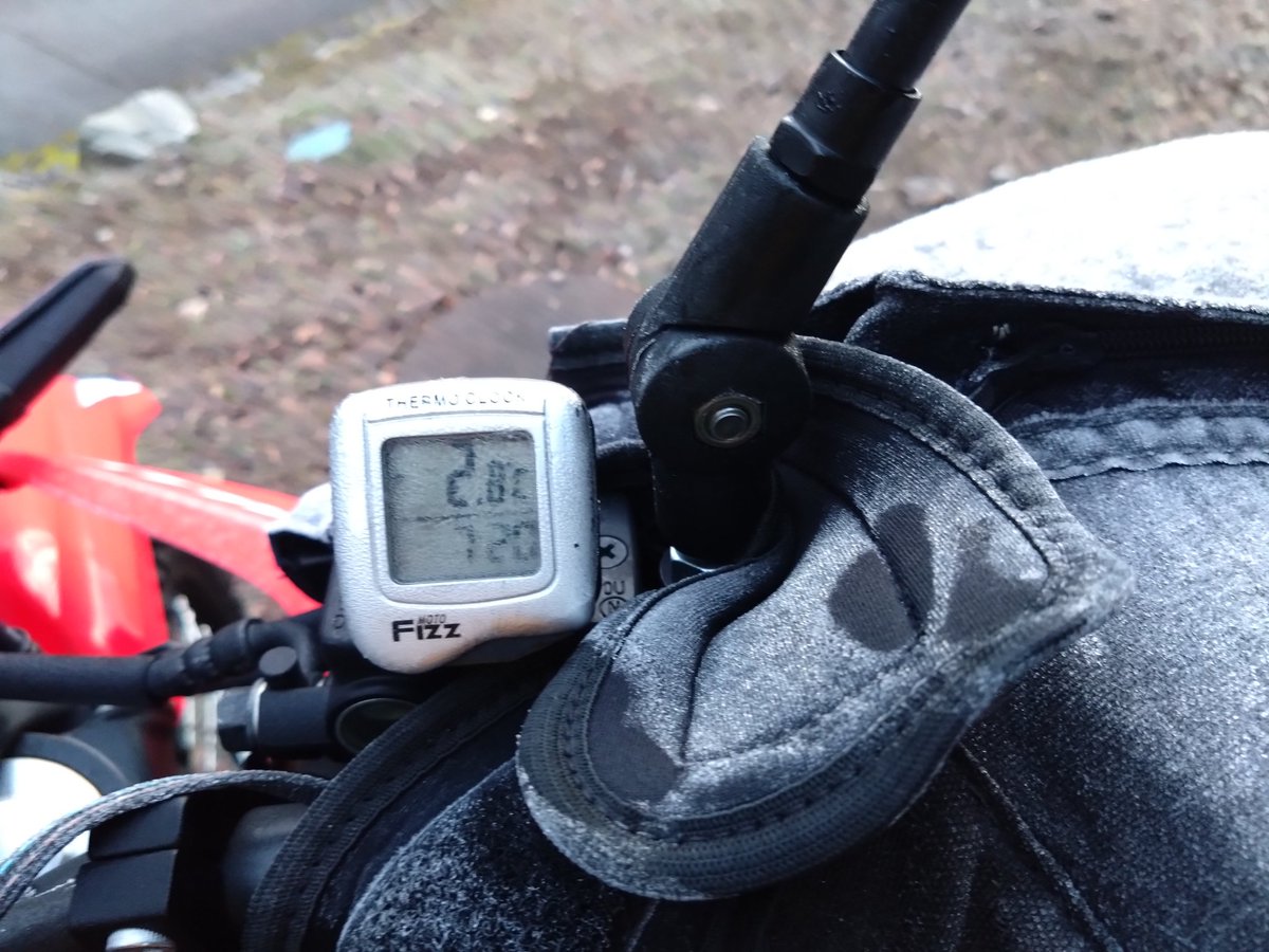 ふな!! tweet media