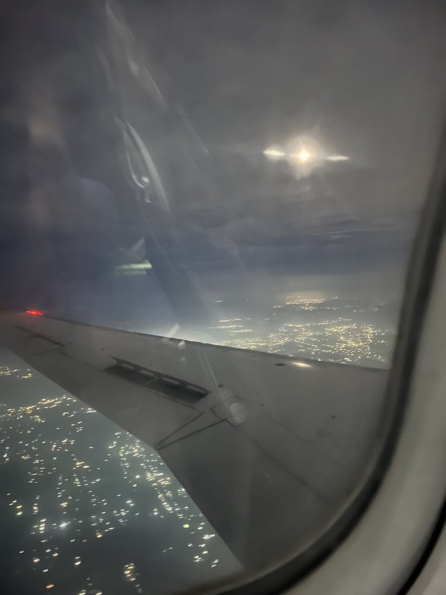 A star went supernova while I landed in Baghdad.

On second thought, it’s just my bad camera capturing the moon.