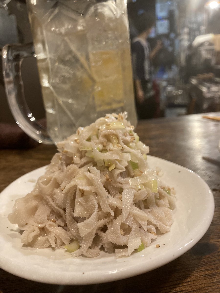nikomi_numata's tweet photo. おはようございます！
新宿三丁目の沼田本店です😋

本日は13-23時での営業💪
新宿三丁目には4店舗の沼田があるので
それぞれお楽しみください✨

もつ煮込みはもちろんですが
もつ焼きやその他の逸品にも
自信ありますのでぜひ🥰

ご来店お待ちしております🙇‍♂️ https://t.co/ni5V0E3Ljf