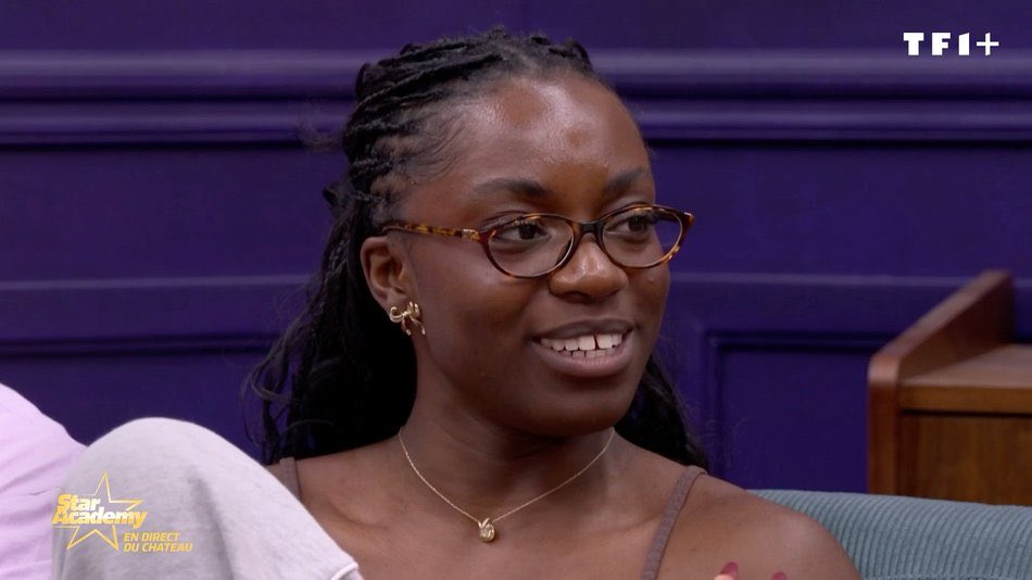 Genre il y’a un monde où Sarah est nommée avec cette prestation qu’elle nous a faite ? Franchement je suis tellement déçu par les notes des coach.  #StarAcademy  #StarAcademy2025