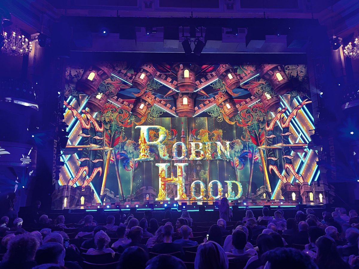 Fellow Brummies: if you’ve not seen it yet, run, don’t walk to the <a href="/brumhippodrome/">Birmingham Hippodrome</a> for this year’s #brumpanto #RobinHood. It’s bloody brilliant! Saw it tonight. Thank you <a href="/TheMattSlack/">Matt Slack 💙</a> <a href="/therealgokwan/">Gok Wan MBE 🌈</a> <a href="/Faye_Tozer/">Faye Tozer</a> <a href="/andrewryanactor/">@AndrewRyanActor</a> <a href="/sandramarvinuk/">sandra marvin</a> <a href="/MattCardle/">M A T T C A R D L E</a> <a href="/onebiggins/">Christopher Biggins</a>