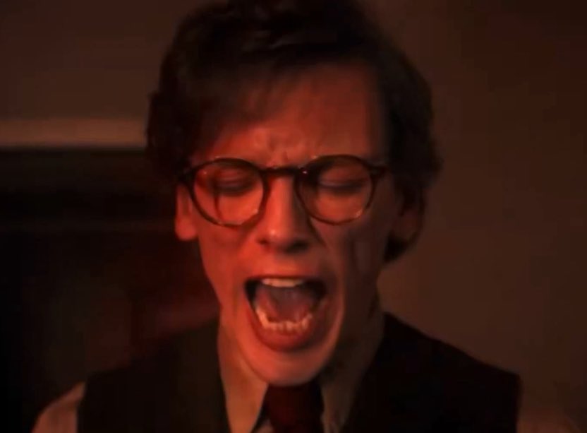 celedriel's tweet image. me at a minor inconvenience